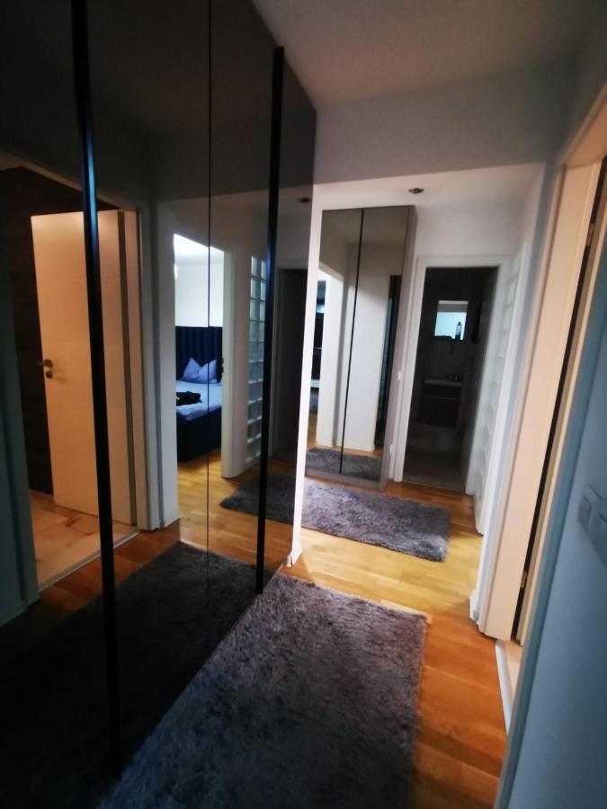 Luxury Apartment. 10 Minutes Taxi Ride To Center Timisoara Luaran gambar